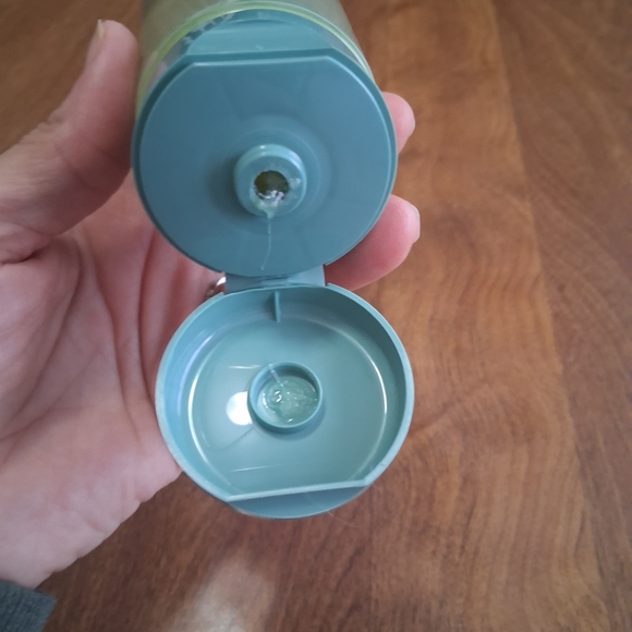 Coco Shea Cucumber Foaming Scrub - Picture 3 of 6